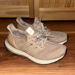 Nike Ultraboost Ash Pearl